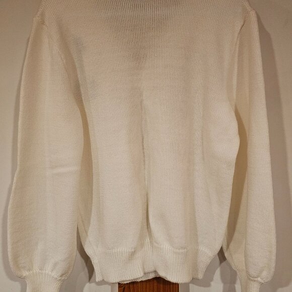 White v neck golf sweater - Picture 5 of 5